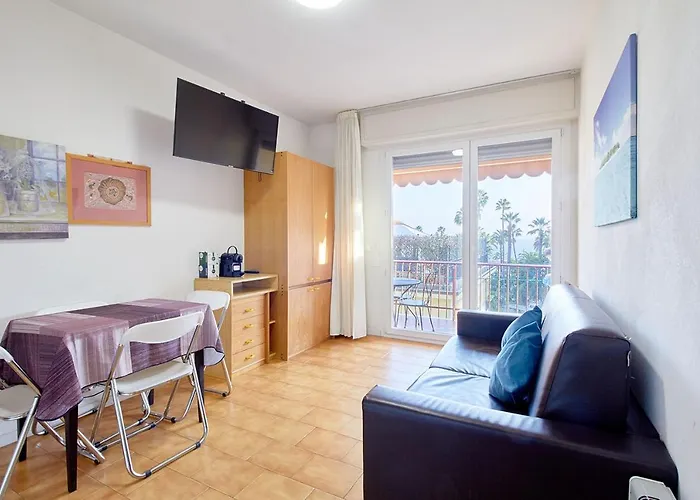 Dell'arco * Finale Ligure